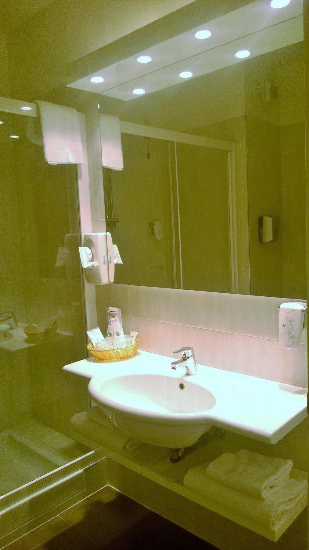 Hotel Motel Piu' Vaiano Cremasco Buitenkant foto